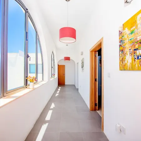 Dar Tal-moghoz Country house